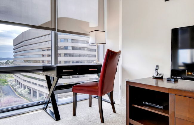 Bluebird Suites near National Airport - Foto 21