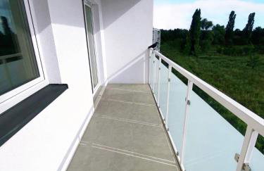 Elegant 1-Bedroom Flat With Balcony Near Wrocław - Photo 9