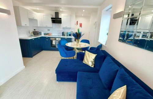 Award Winner of 2026 &2025 traveller & Best guest rated apartment, two bedroom, #1 Leeds city centres most central location, Great 180 degree views,balcony , PARKING onsite, Netflix & WiFi - Foto 17