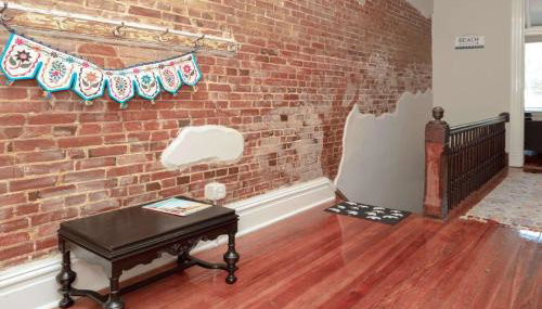 Charming Cozy & Convenient STL Gem ABODEbucks - Foto 5