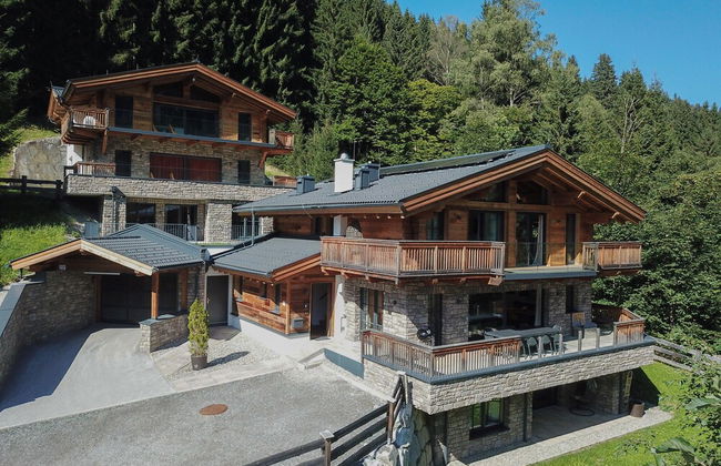Chalet in Saalbach With Panoramic Sauna - Foto 19
