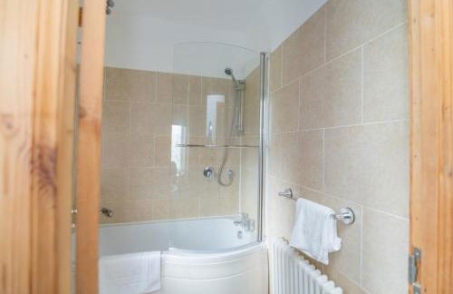 Clydebank 2 Bedroom Home - Foto 26