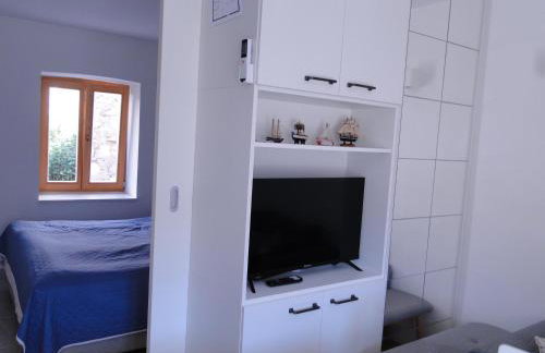 Heritage Apartments Kyra & Fox in Pitve, Hvar - Photo 54