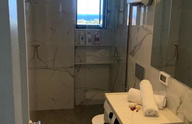 Sea View Sunrise Luxury Apartment - Foto 41