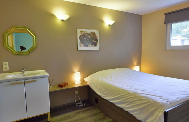 Spacious Holiday Home With Private Garden - Foto 8