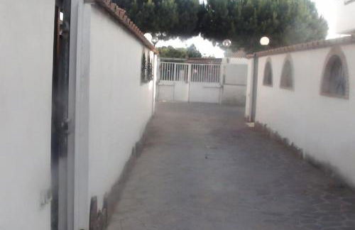 Villino con giardino a 10 minuti a piedi dalla spiaggia e vicino a Roma - Foto 21