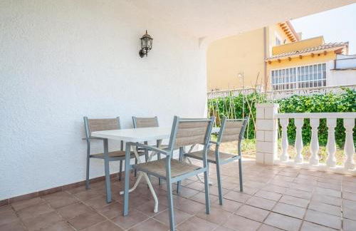 Preciosa casa con un enorme jardín - Foto 9