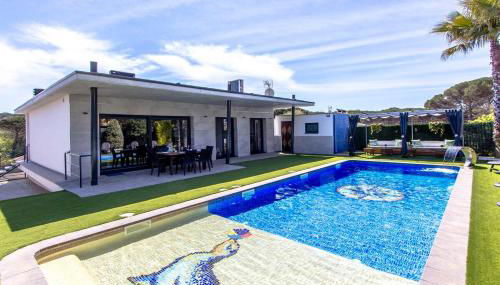 Catalunya Casas Modern Vacation Paradise 'Villa Ainmi' on the Costa Brava! - Foto 1