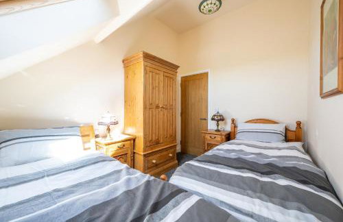 Birchover Chapel - Foto 15