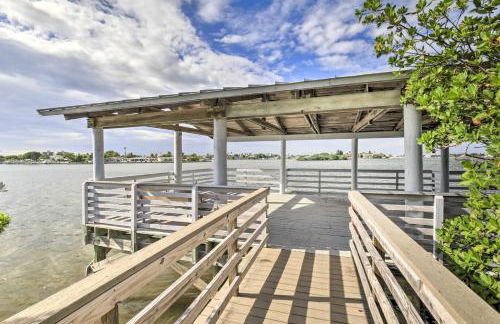 Home with Yard 1 Mi to Indian Rocks Beach and Golf - Foto 26