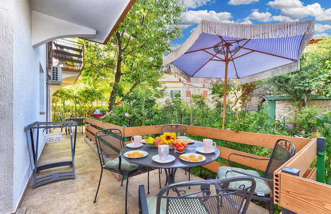 Spacious Apartment With Garden - Foto 24