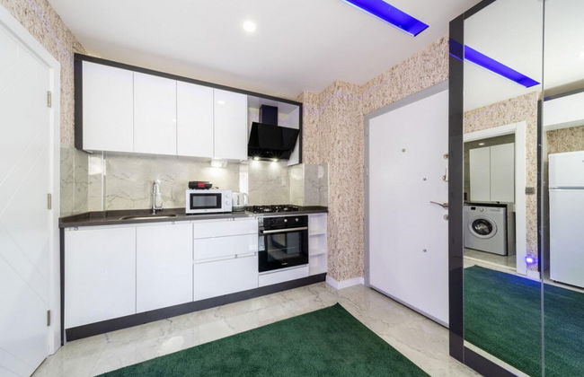 Modern and Central Home Near Beach in the Heart of Antalya - Foto 12