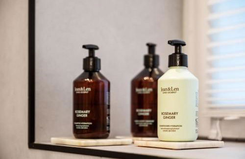 EDLER WOHNRAUM Luxuriöses Stadtstudio mit Balkon, Kaffeevollautomat & Klima - Foto 27