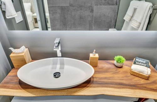 Luxury Hollywood Home, Heated Pool, Casino Nearby - Foto 40