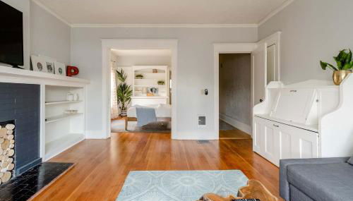 Stay Portland - Portland Classic - Parks, Eateries & Local Shops - Photo 3