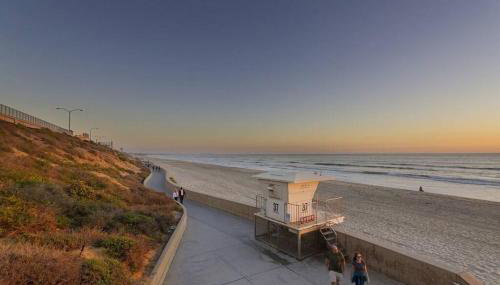 Luxury Ocean Views & Steps To The Sand - Tower 36 Lower Condo Unit - Foto 4