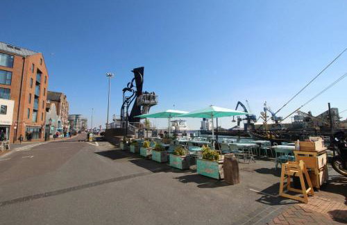 Harbours Edge - Front-Line Harbour Views - Photo 36