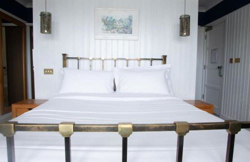 Holm House - Stylish Coastal Suites - Silures Bar & Restaurant On-site - Foto 80