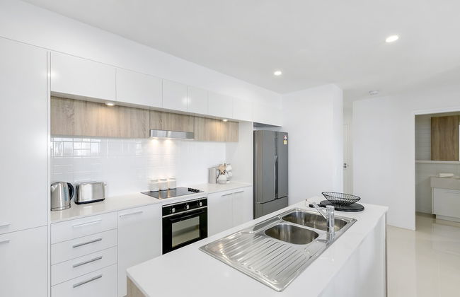 Spice Broadbeach - GCLR - Photo 7