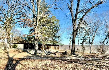 Secluded Riverfront Cabin with Bluff Views, Gated Privacy & Scenic Trail Access in Tahlequah, Oklahoma - Foto 60