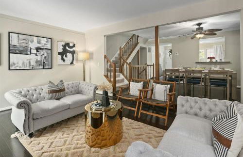 Sleeps 6, Nature trails, 40 Mins to DC, 2 cars MAX - Foto 6