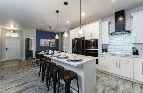 Wildlife Themed 4 Bd Pool Home Near Disney - Foto 8