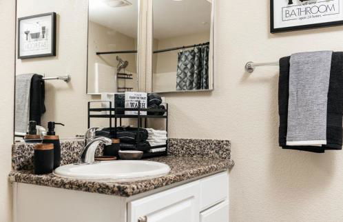 Stylish Glendale Retreat by Americana & Galleria - Foto 25