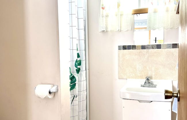 Multicultural Museum Cottages - Photo 79