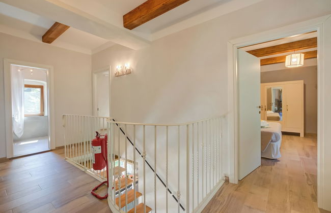 Relaxing Margherita Home Private Garden - Photo 11