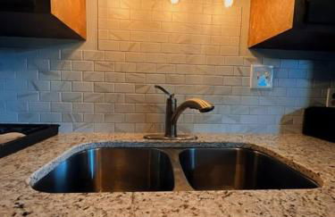 Recently Renovated Condo! - Foto 20