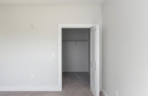 Luxury 2BR Condo Steps from UAB Campus 5a - Photo 16