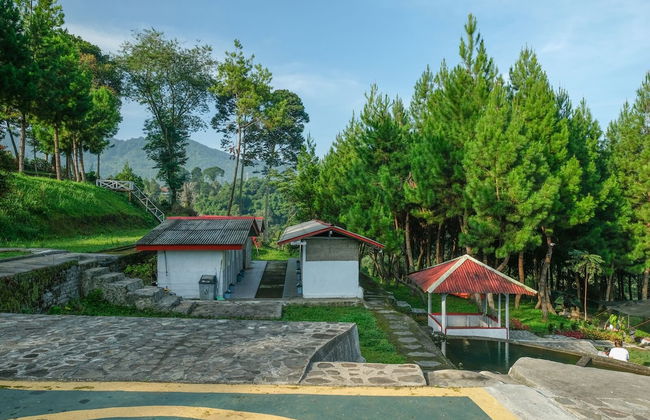 Hilltop Camp Lembang by TwoSpaces - Photo 37