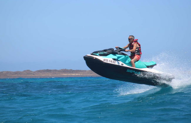 Tour di Corralejo e Isla de Lobos in moto d'acqua - Foto 5