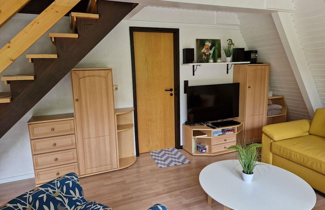 Wooden Bungalow With a Terrace, in a Wooded Area - Foto 13