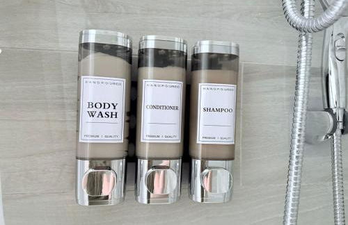 Modern Family Haven - Minutes from Disney Magic-OC - Foto 23