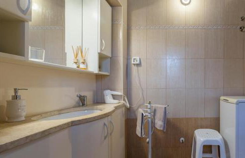 Lovely Apartment In Cerovlje With Wifi - Foto 28