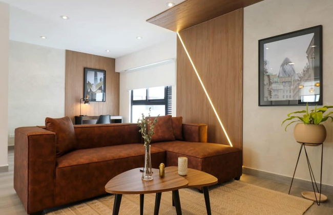 w Captivating 1BR in Miraflores - Photo 1