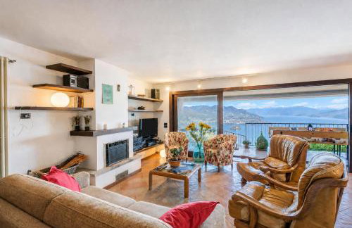 Isola Bella: Lake Maggiore view Terrace in Stresa - Happy Rentals - Foto 27
