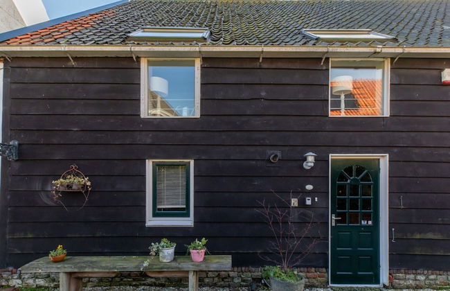 Welcoming Holiday Home With Garden - Photo 21