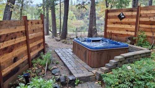 1BR Dog-Friendly Lakefront Cabin with Canoes - Foto 3