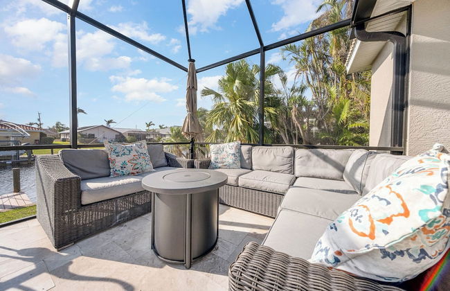 Sunshine Escape by Distinctive Beach Rentals - Photo 6