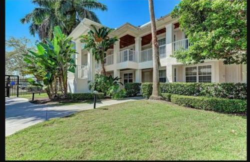 Modern Beach Haven Secure Suite at IMG Academy - Foto 16