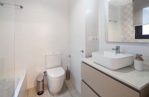 Espectacular piso en Nervión - Foto 16