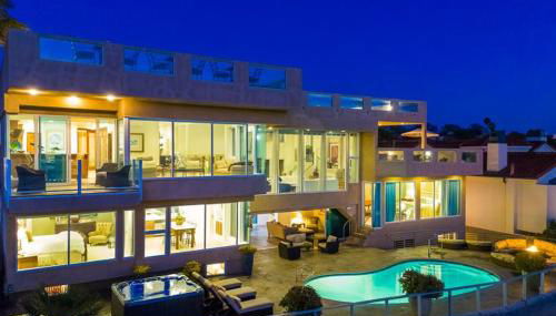 Celebrity Oceanfront Estate - Photo 3