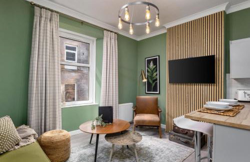 Ochill View Apartment by Stirling Train Station - Photo 1