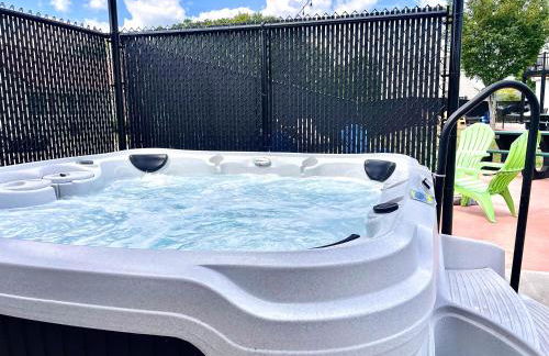 Tiny Home with Hot Tub Near Ft Leonard Wood! - Foto 2