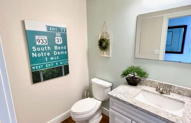 Modern Home Just 10 Mins to Notre Dame 18384 - Foto 12