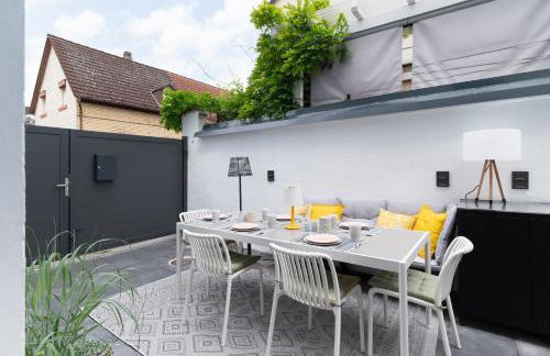 HOUSE 756 MAINZ - DESIGN-FERIENHAUS, 4 Schlafzimmer, 3 Bäder, SAUNA & Kamin - Foto 2