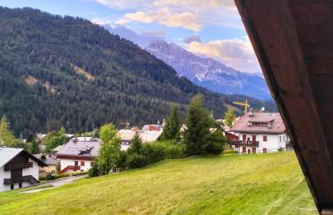 Deliziosa mansarda con vista Dolomiti - Foto 10