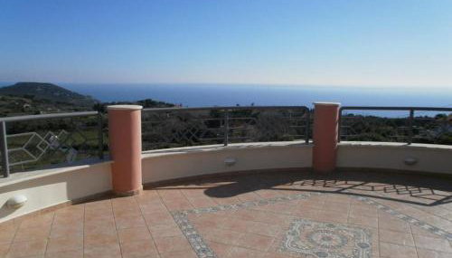 Villa Serenity a luxury relaxing retreat with swimming pool in Kymi Euboea - Foto 2, Garden, Other